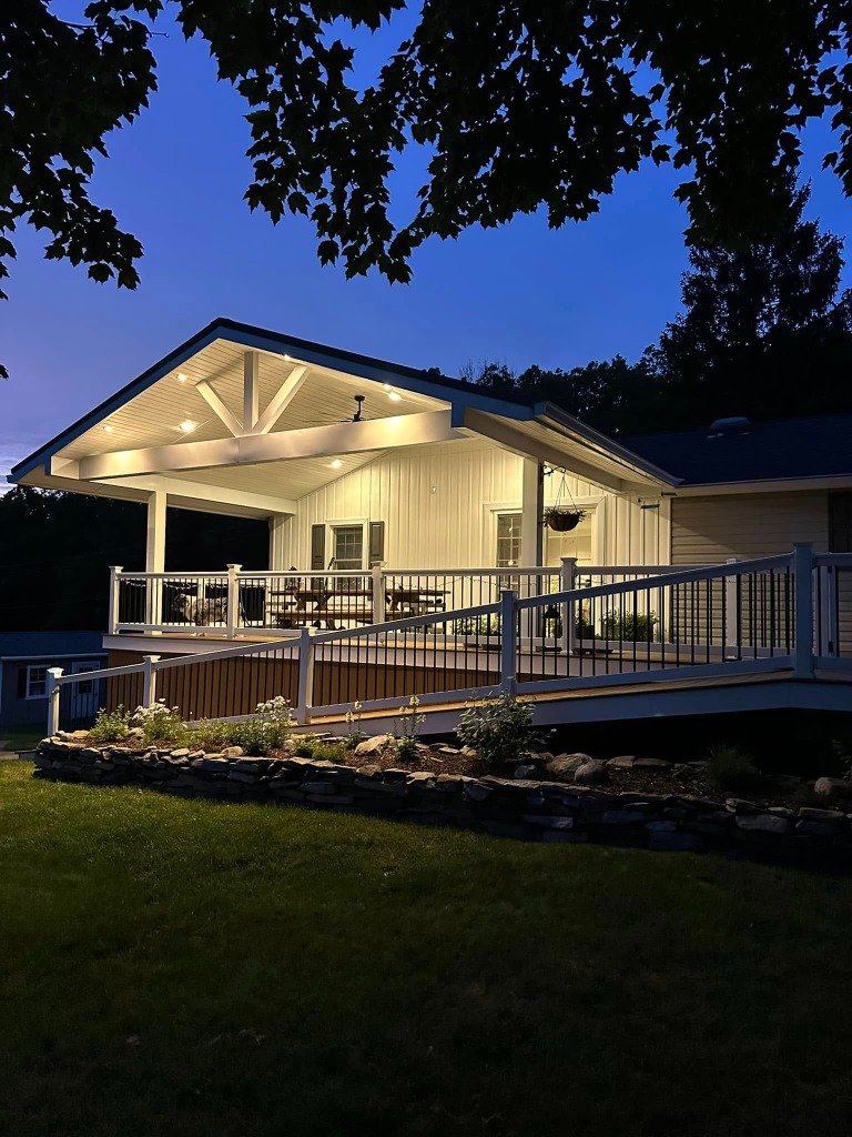 Modern Farmhouse Deck